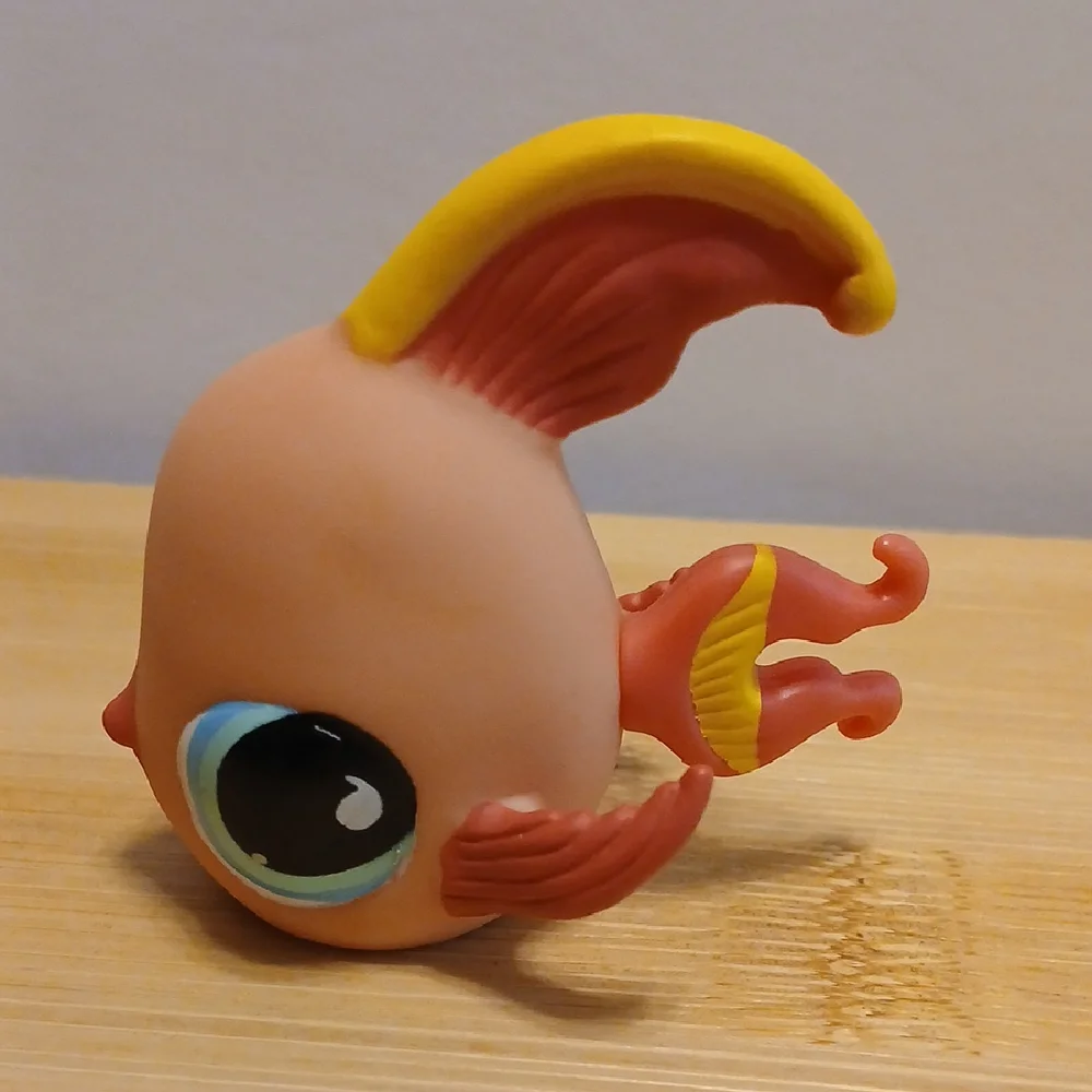 Littlest Pet Shop Angel Fish #643